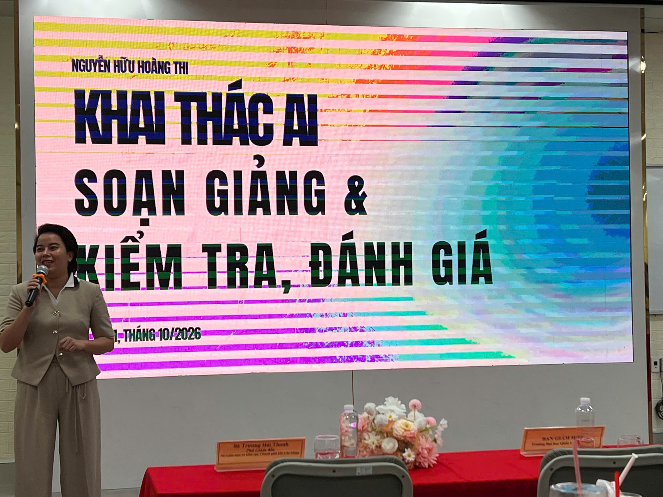 Nội dung tập huấn tập trung vào khai thác AI trong giảng dạy, xây dựng học liệu và kiểm tra, đánh giá người học.